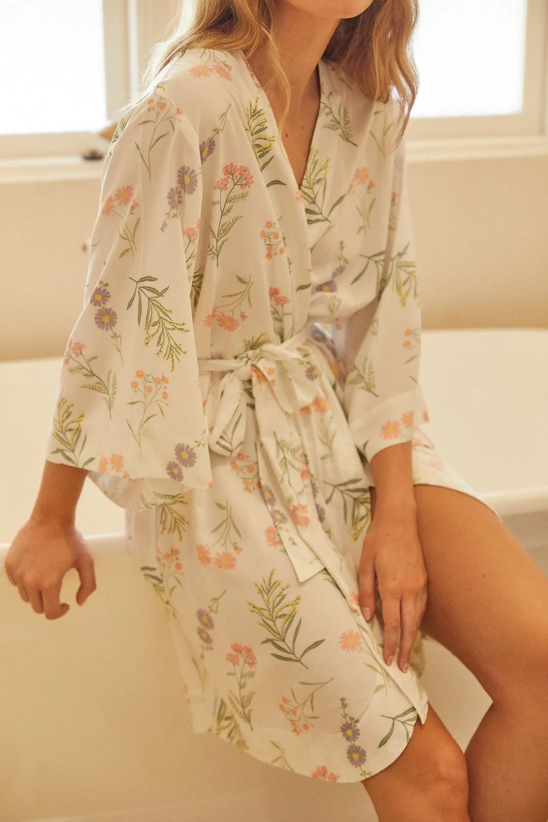 Short Kimono Robe - Wild Flower